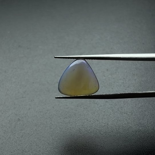 Fire opal I 4.00-Ratti
