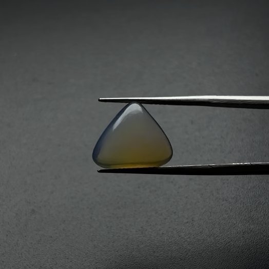 Fire opal I 5.50-Ratti