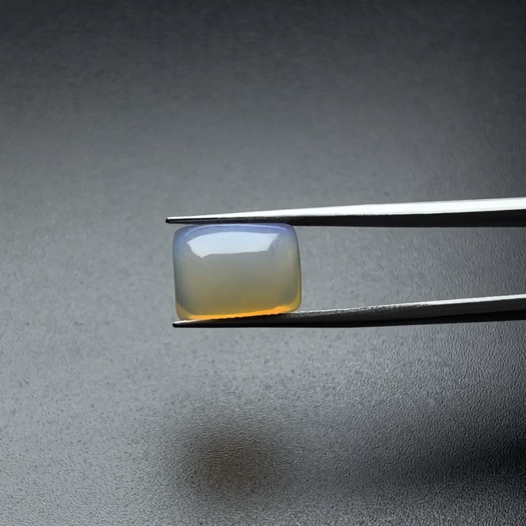 Fire opal I 8.50-Ratti