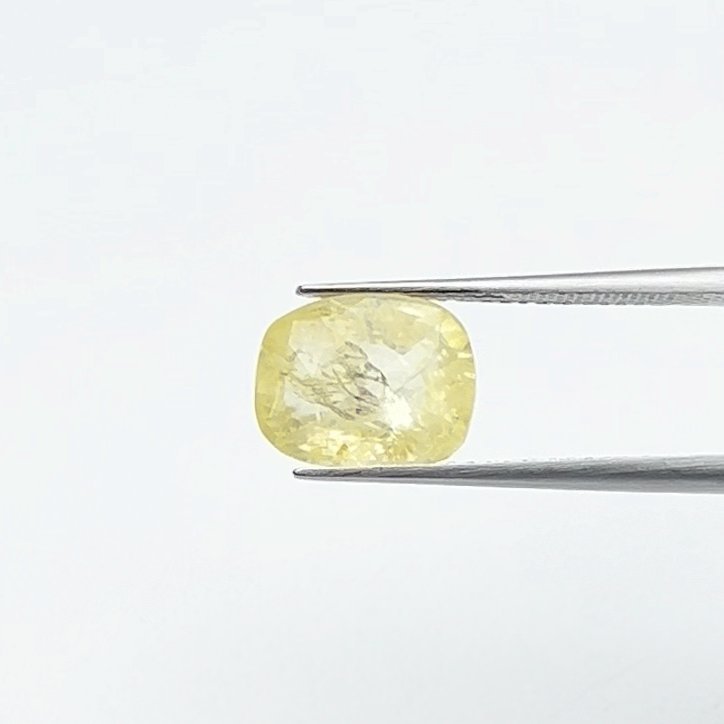 Yellow Sapphire | 5.00 Ratti