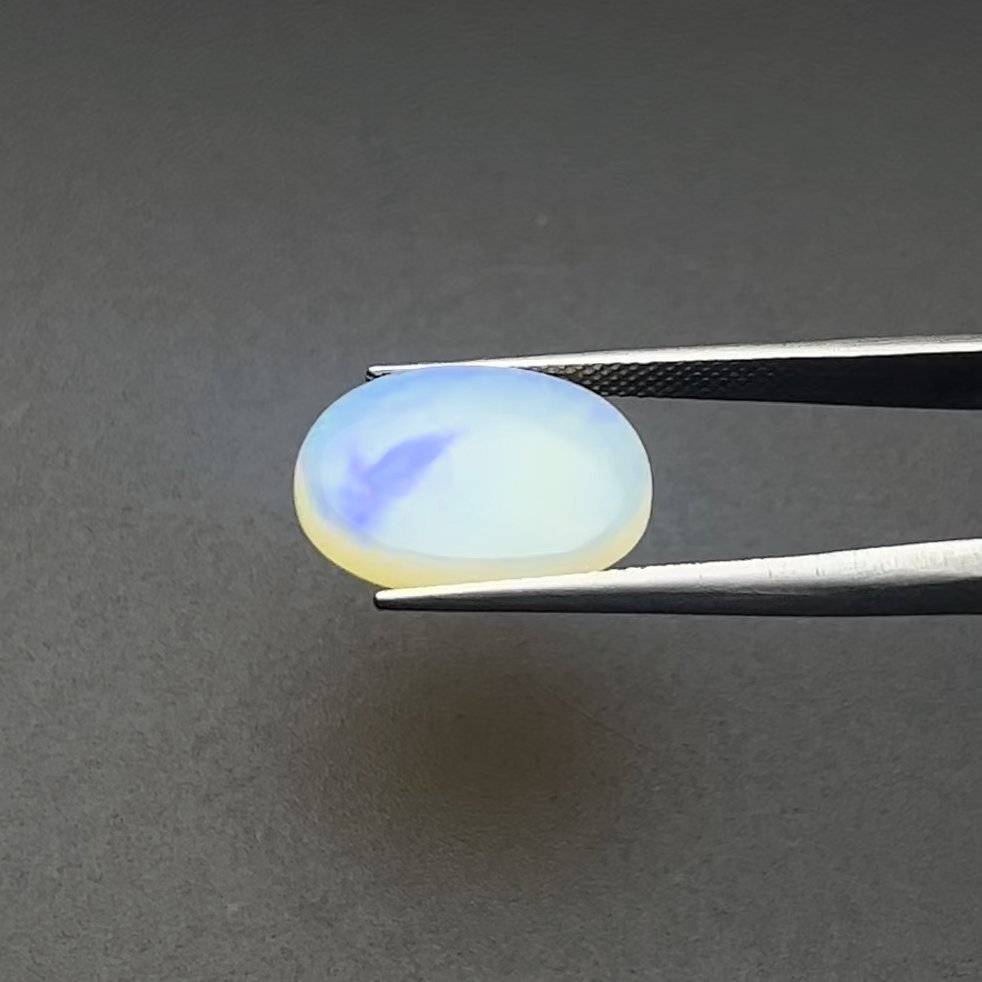 Fire opal I 5.50-Ratti