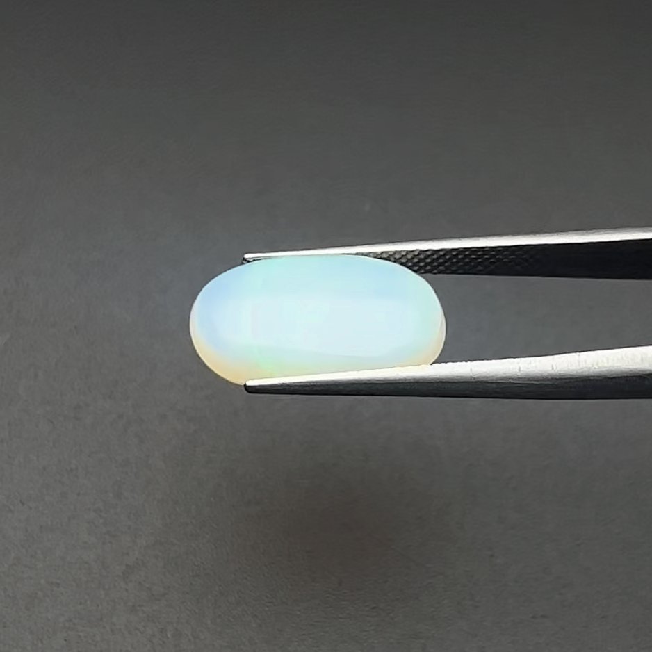 Fire opal I 5.25-Ratti