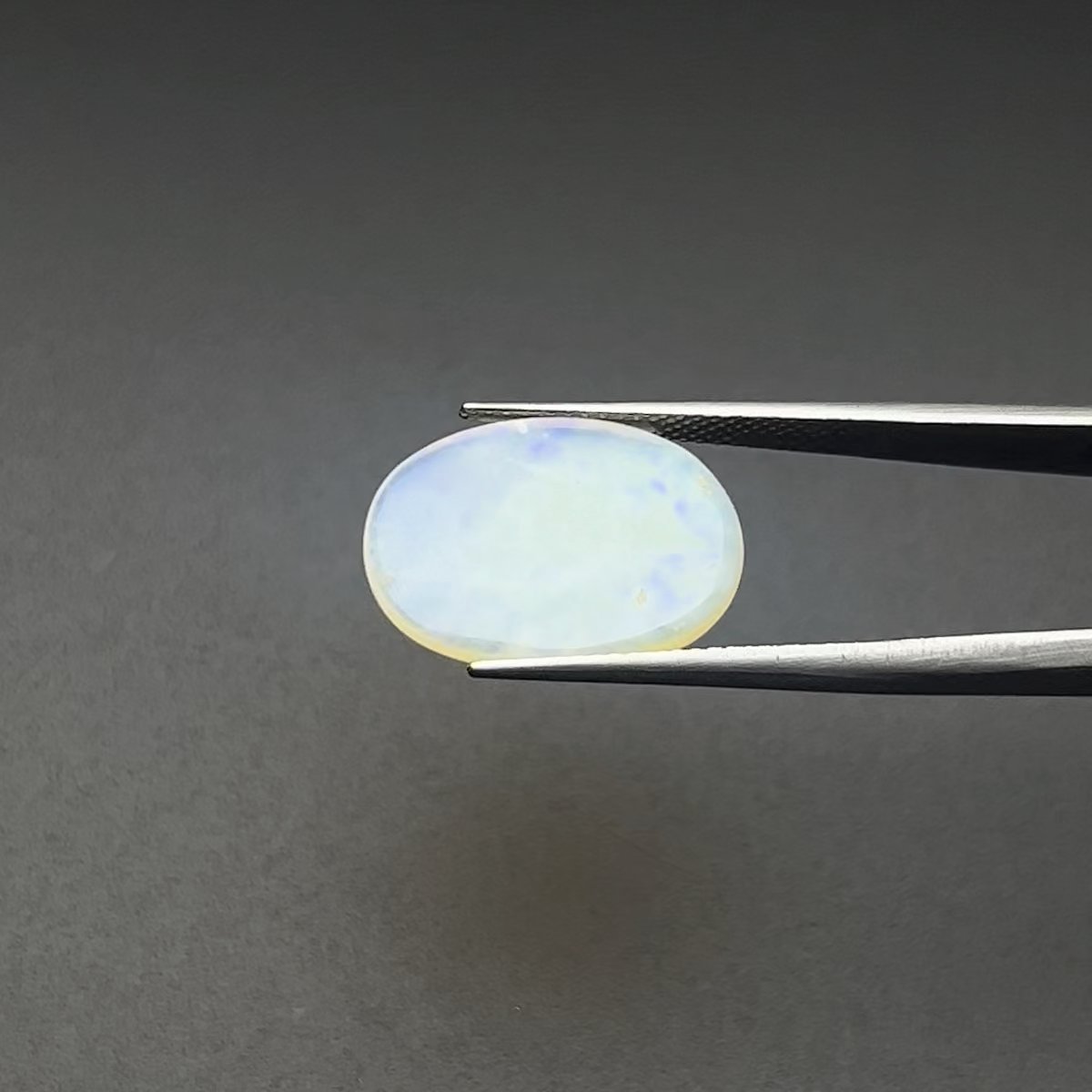 Fire opal I 5.50-Ratti