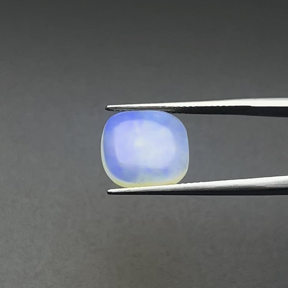 Fire opal I 5.00-Ratti