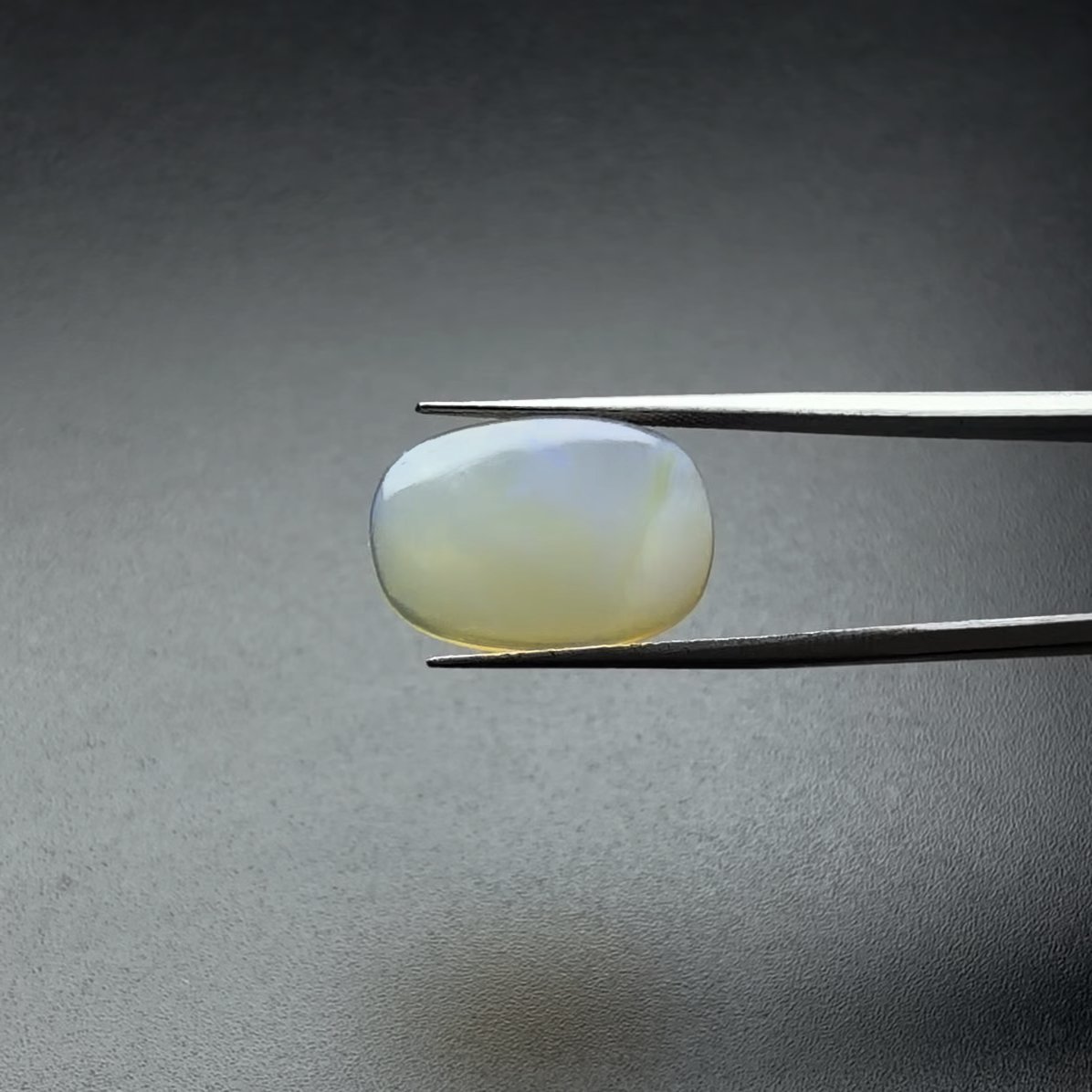 Fire opal I 7.50-Ratti