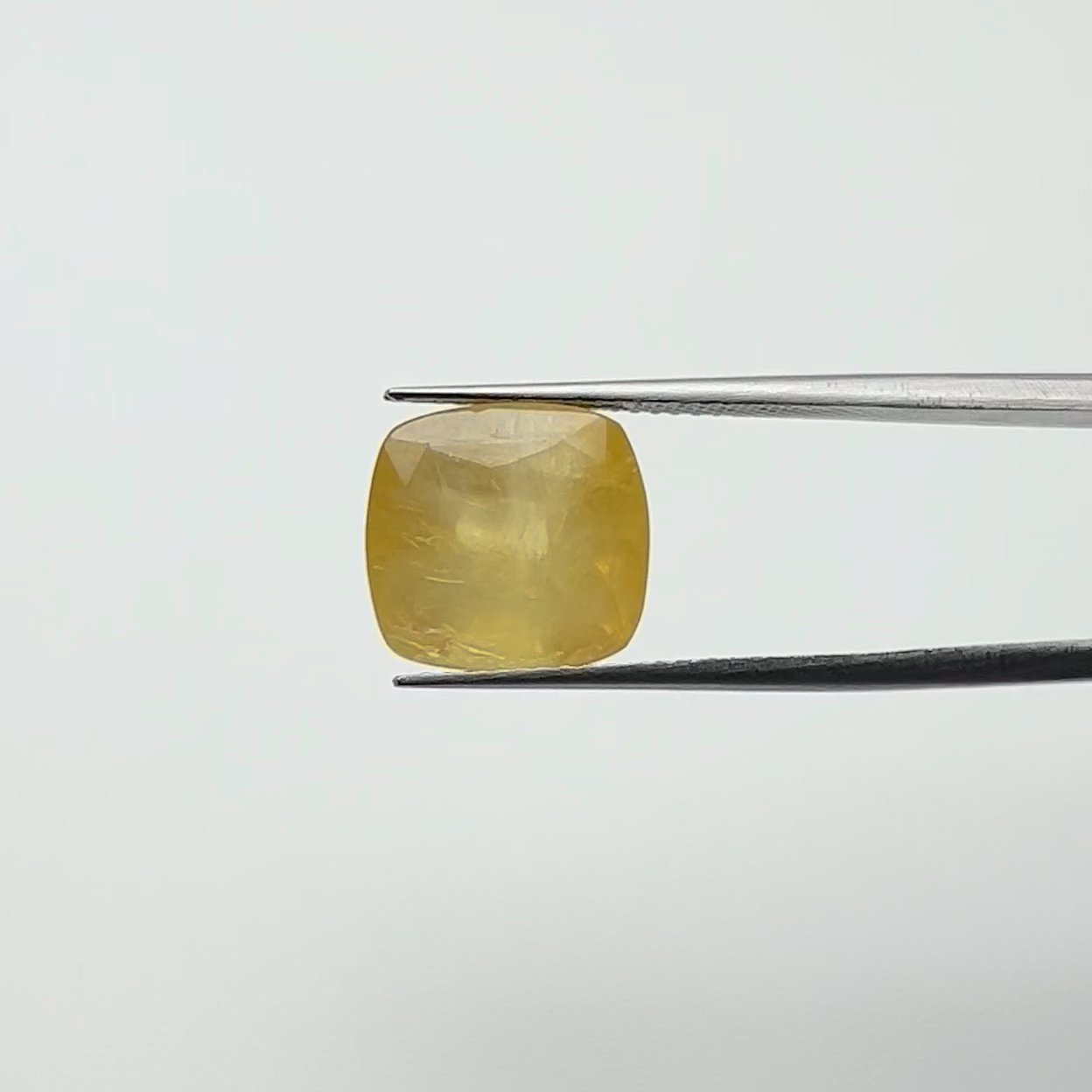 Yellow Sapphire | 10.50 Ratti