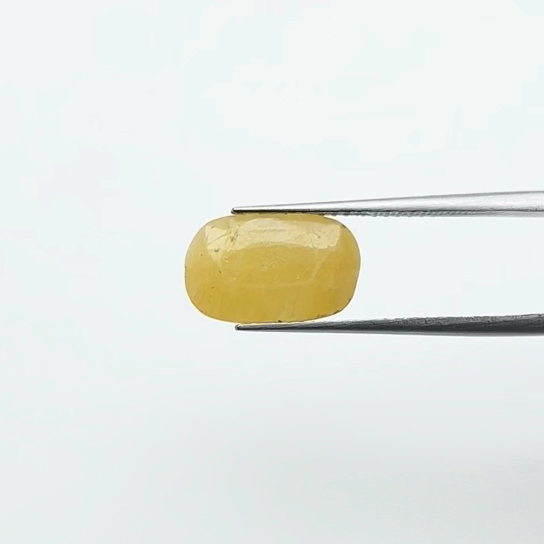 Yellow Sapphire | 6.00 Ratti
