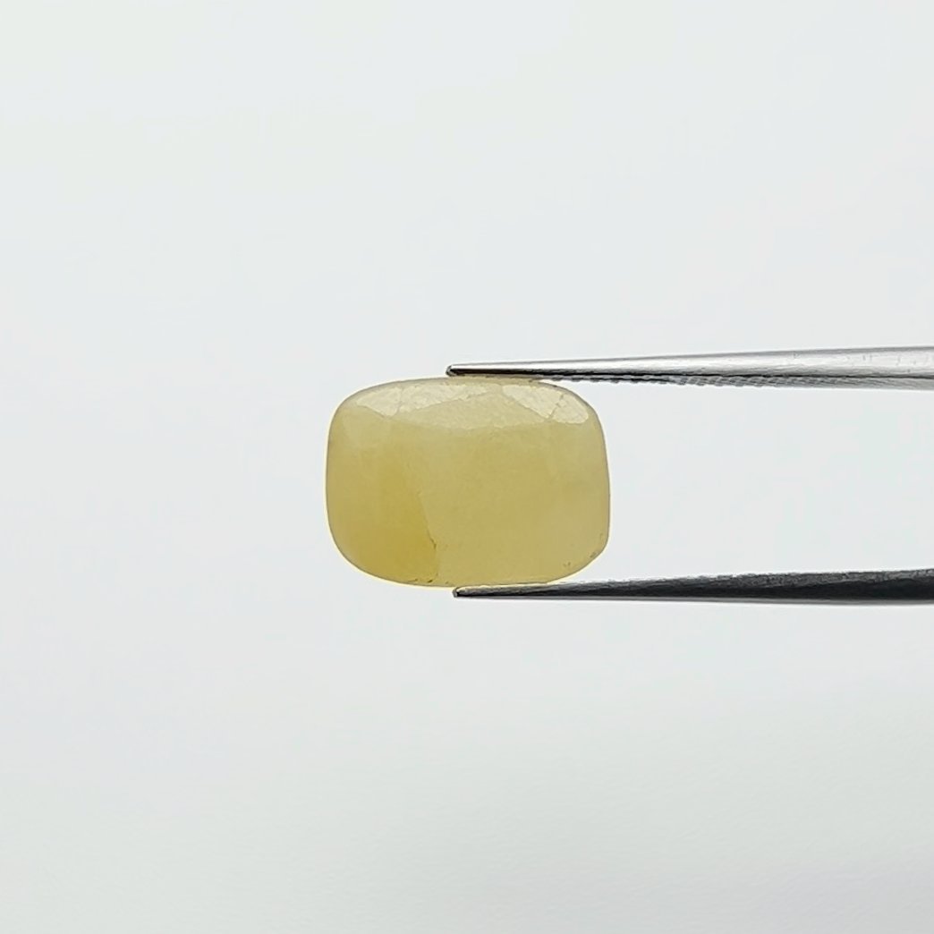 Yellow Sapphire | 5.00 Ratti