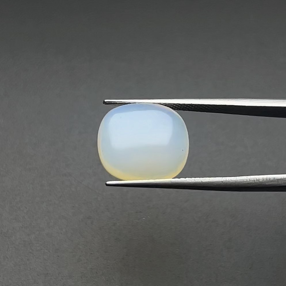 Fire opal I 8.25-Ratti