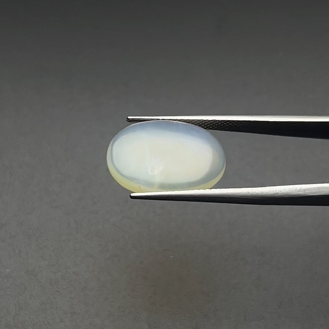 Fire opal I 8.50-Ratti