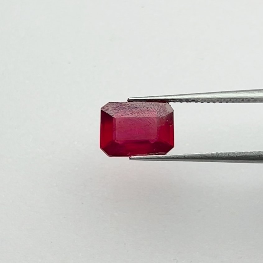 Ruby | 4.00 Ratti