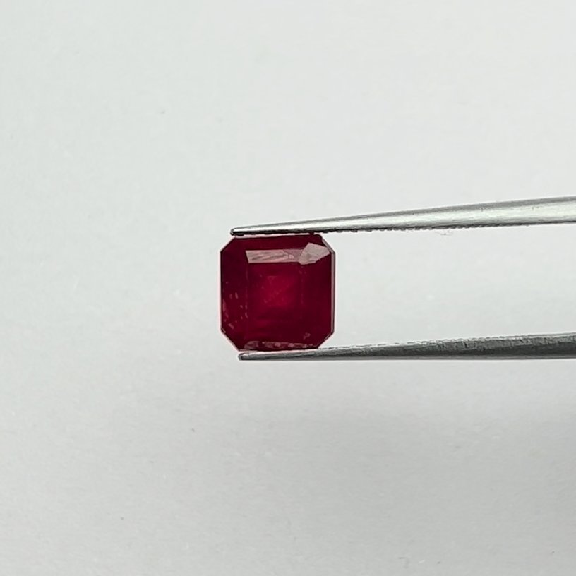 Ruby | 4.00 Ratti