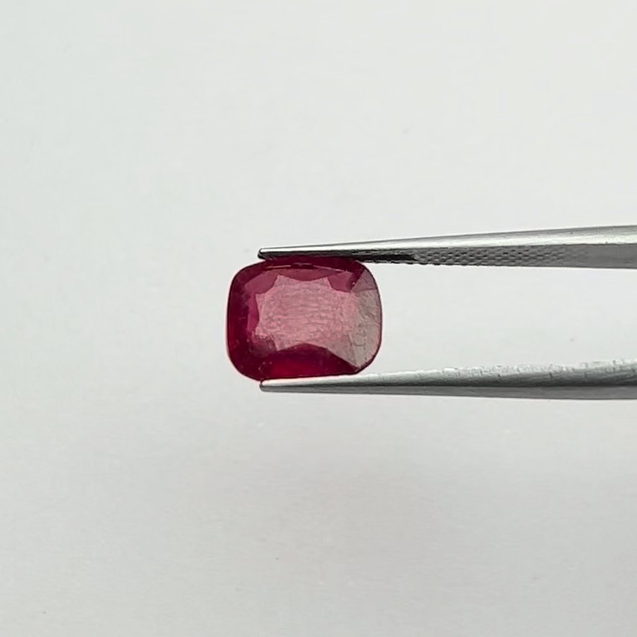 Ruby | 4.00 Ratti