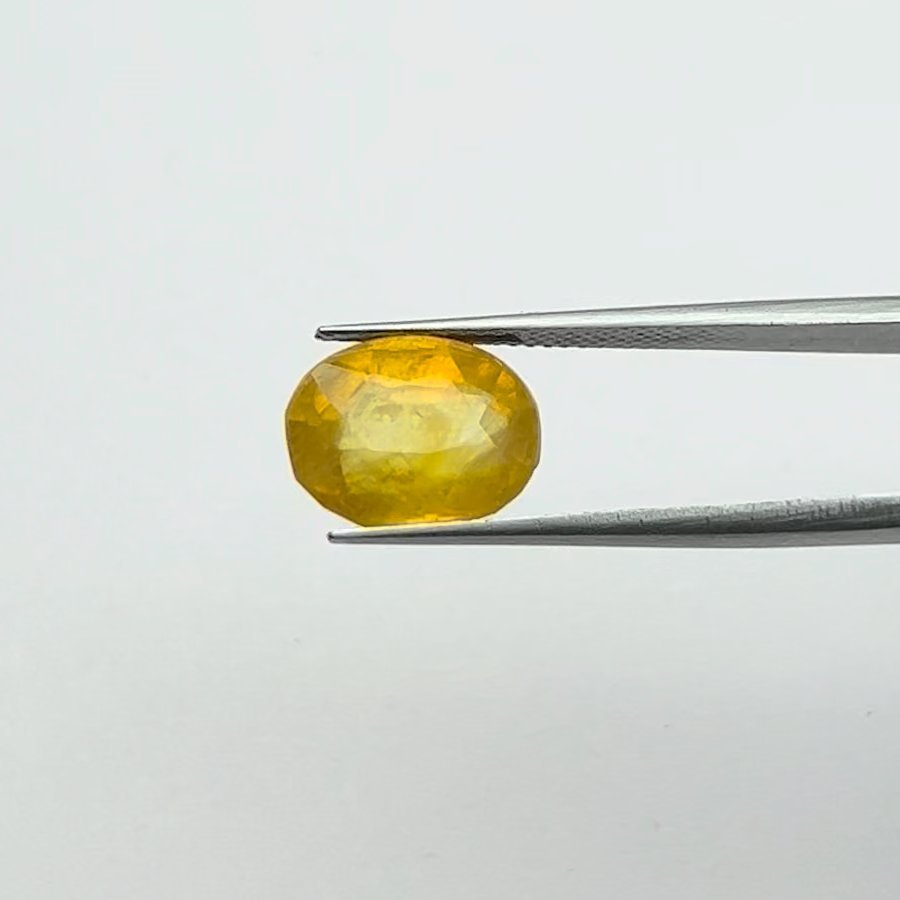 Yellow Sapphire | 9.25 Ratti