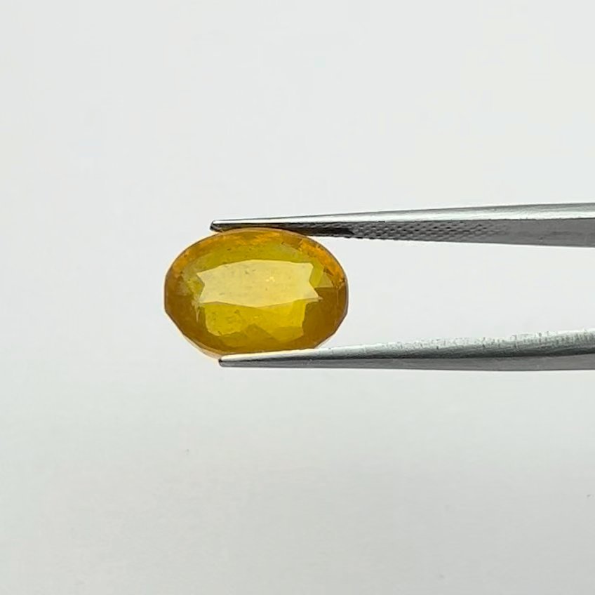 Yellow Sapphire | 9.50 Ratti