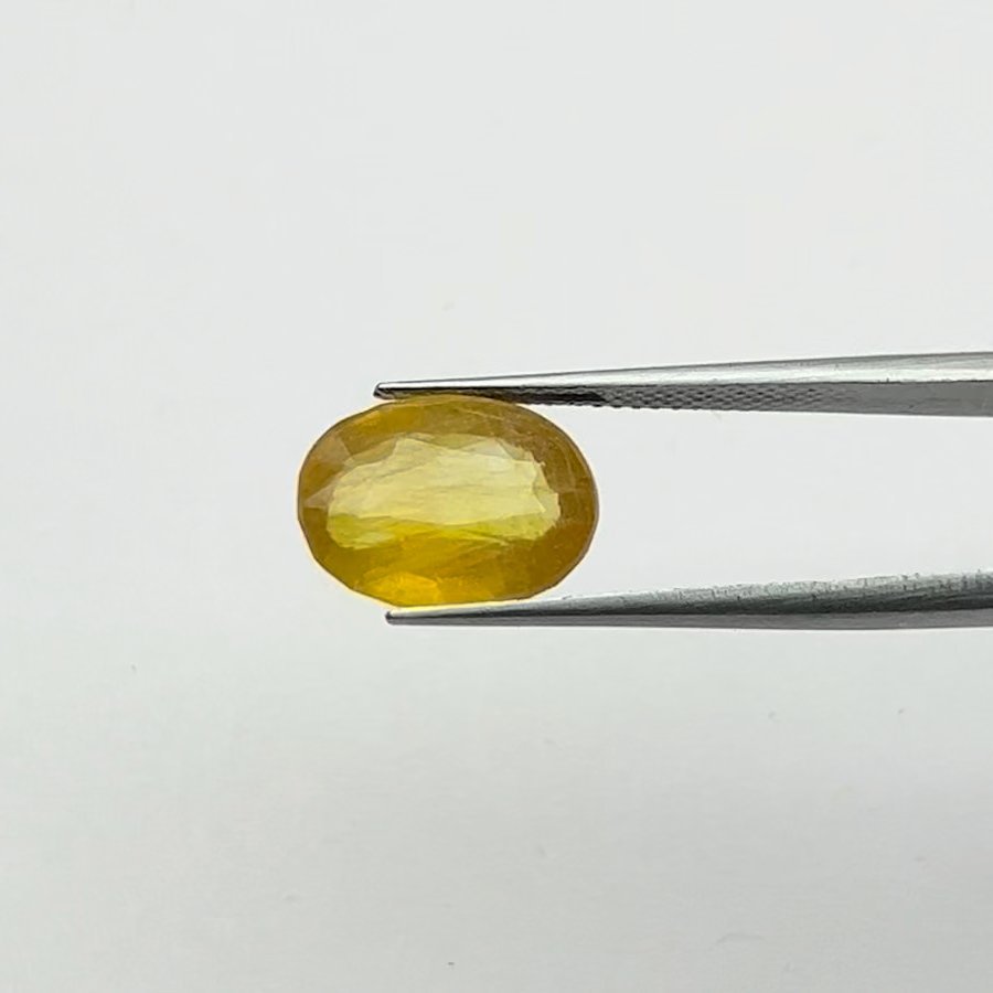 Yellow Sapphire | 7.25 Ratti