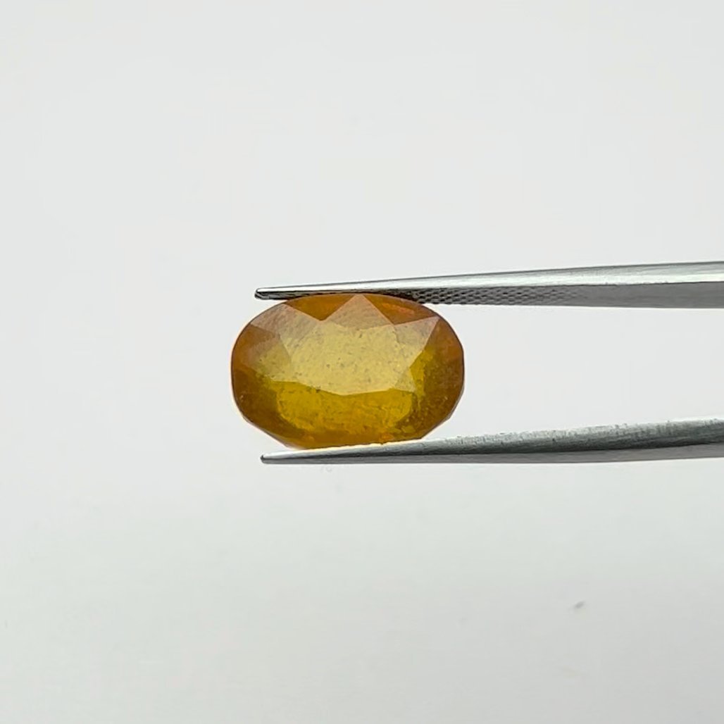 Yellow Sapphire | 13.50 Ratti
