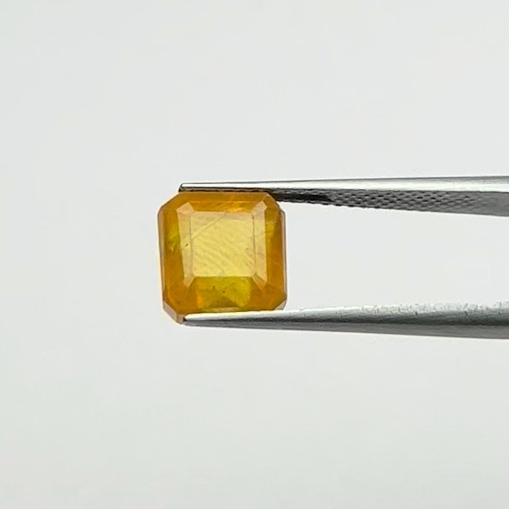 Yellow Sapphire | 6.75 Ratti