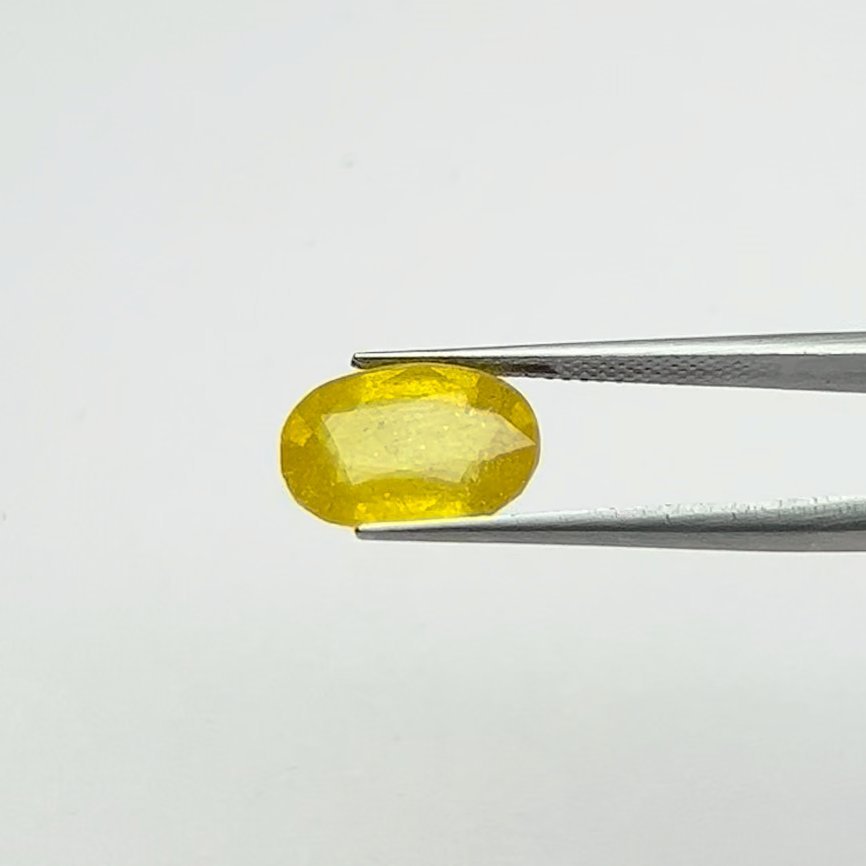 Yellow Sapphire | 6.75 Ratti
