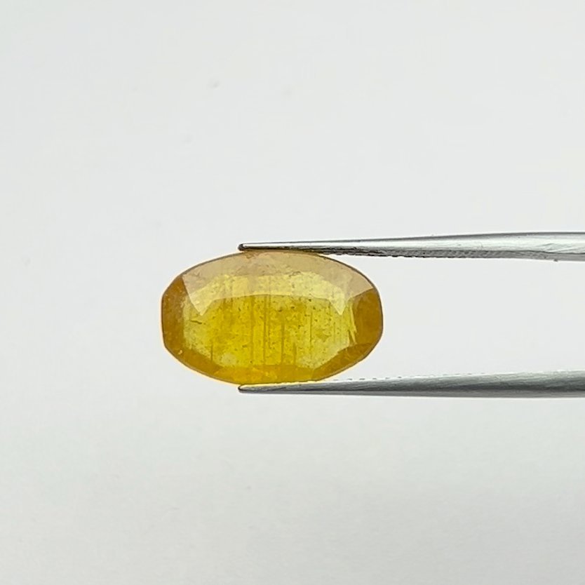 Yellow Sapphire | 8.75 Ratti