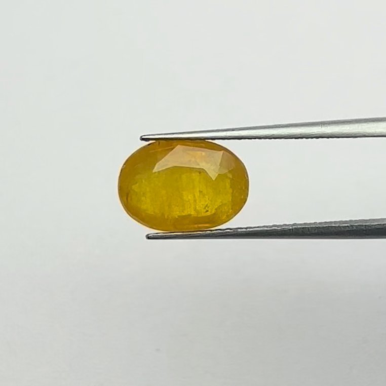 Yellow Sapphire | 5.25 Ratti
