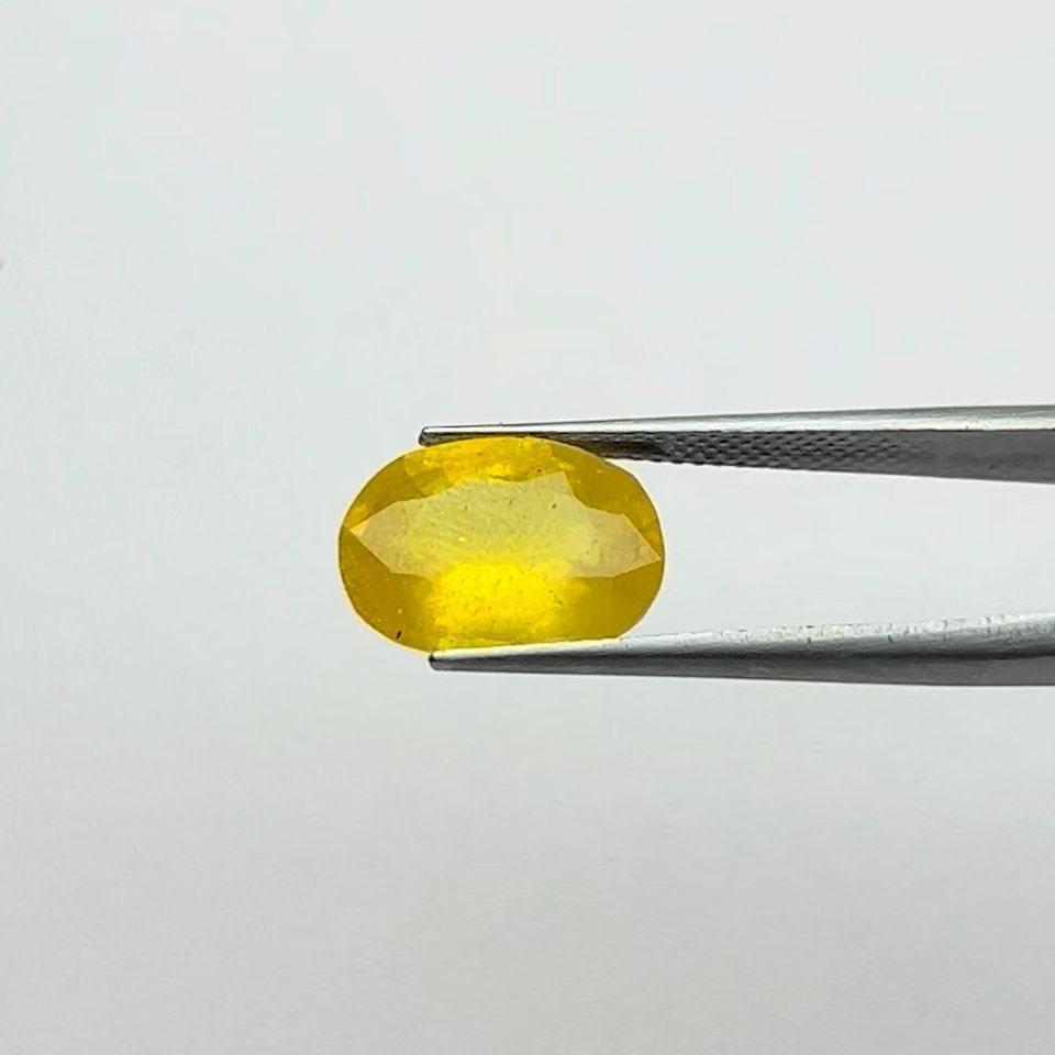 Yellow Sapphire | 5.00 Ratti
