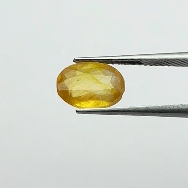 Yellow Sapphire | 3.25 Ratti