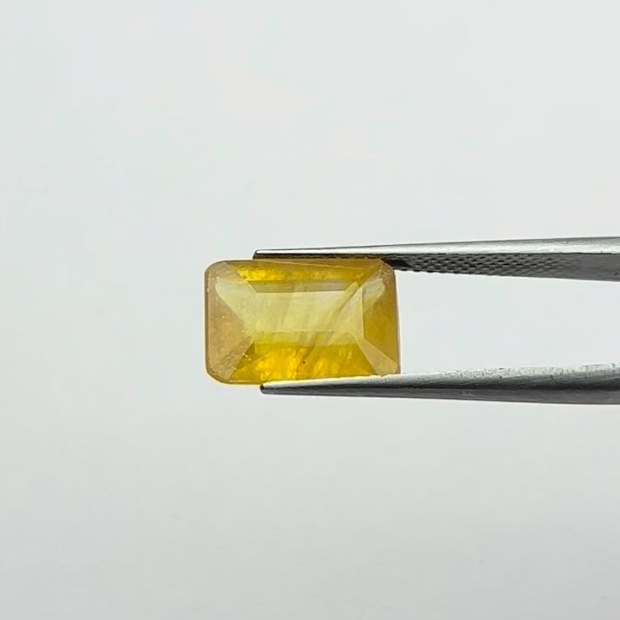Yellow Sapphire | 5.50 Ratti