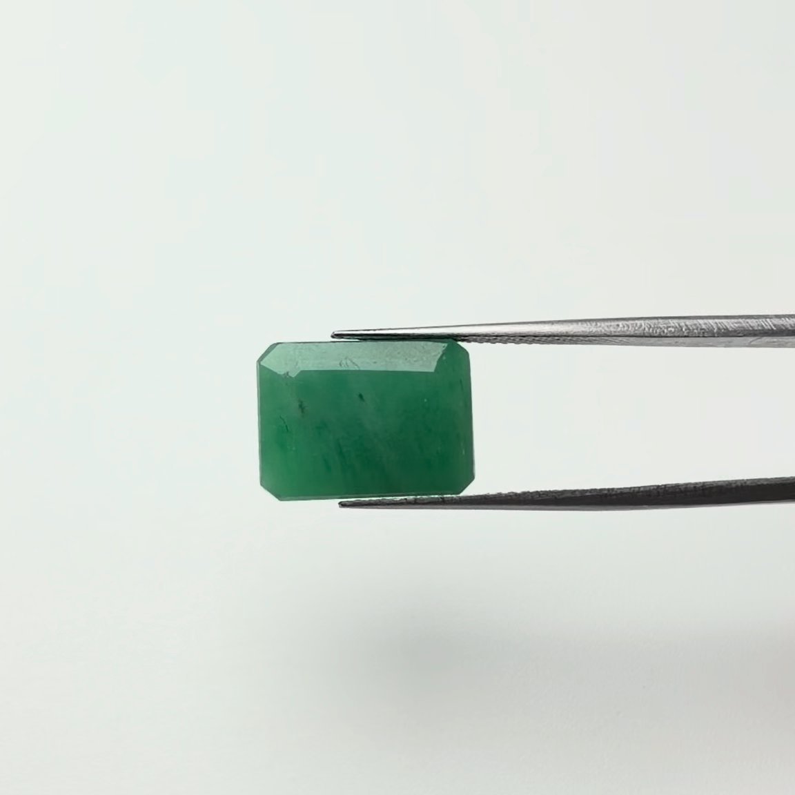 Emerald | 12.00 Ratti