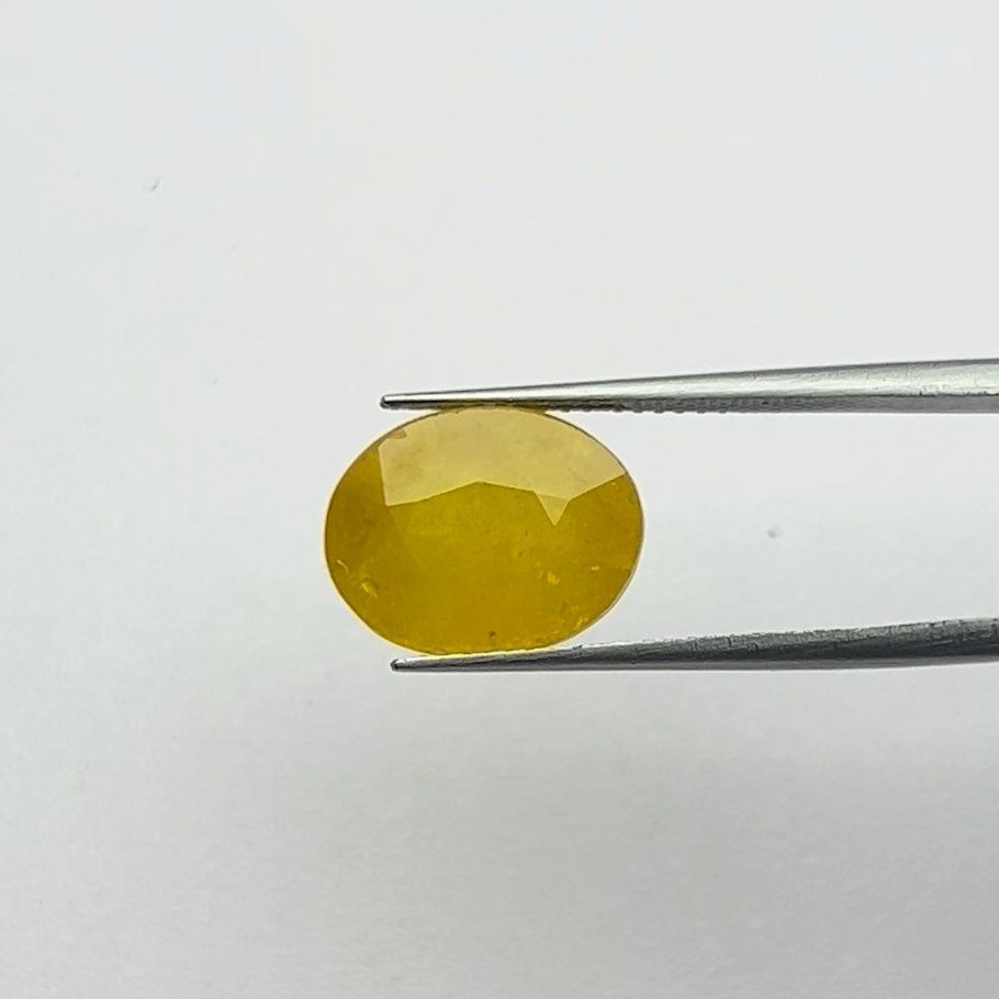 Certified Natural Energized Yellow Sapphire Gemstone 9.25 Ratti for Jupiter's Abundance and Wisdom Enlightenment
