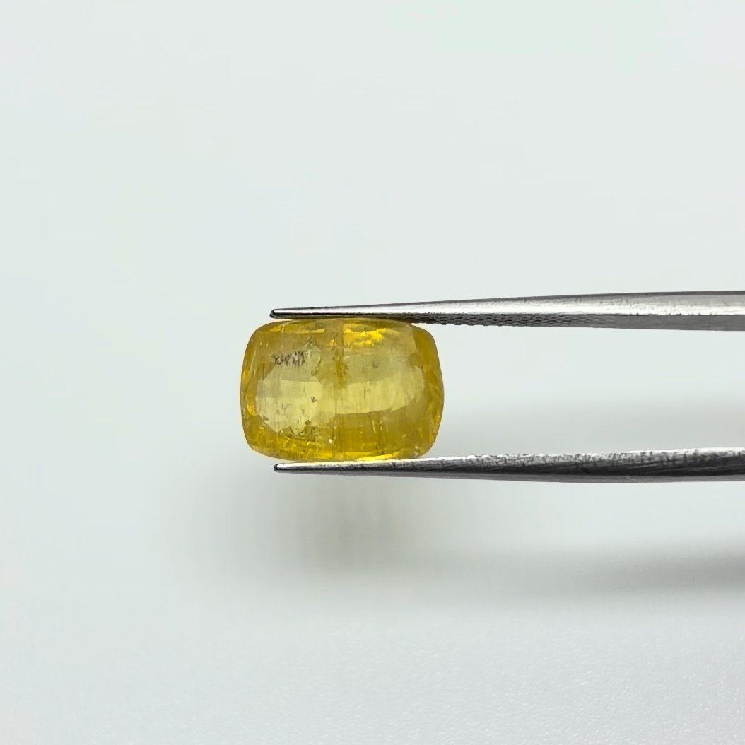 Yellow Sapphire | 7.25 Ratti