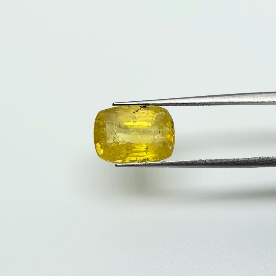 Yellow Sapphire | 7.00 Ratti