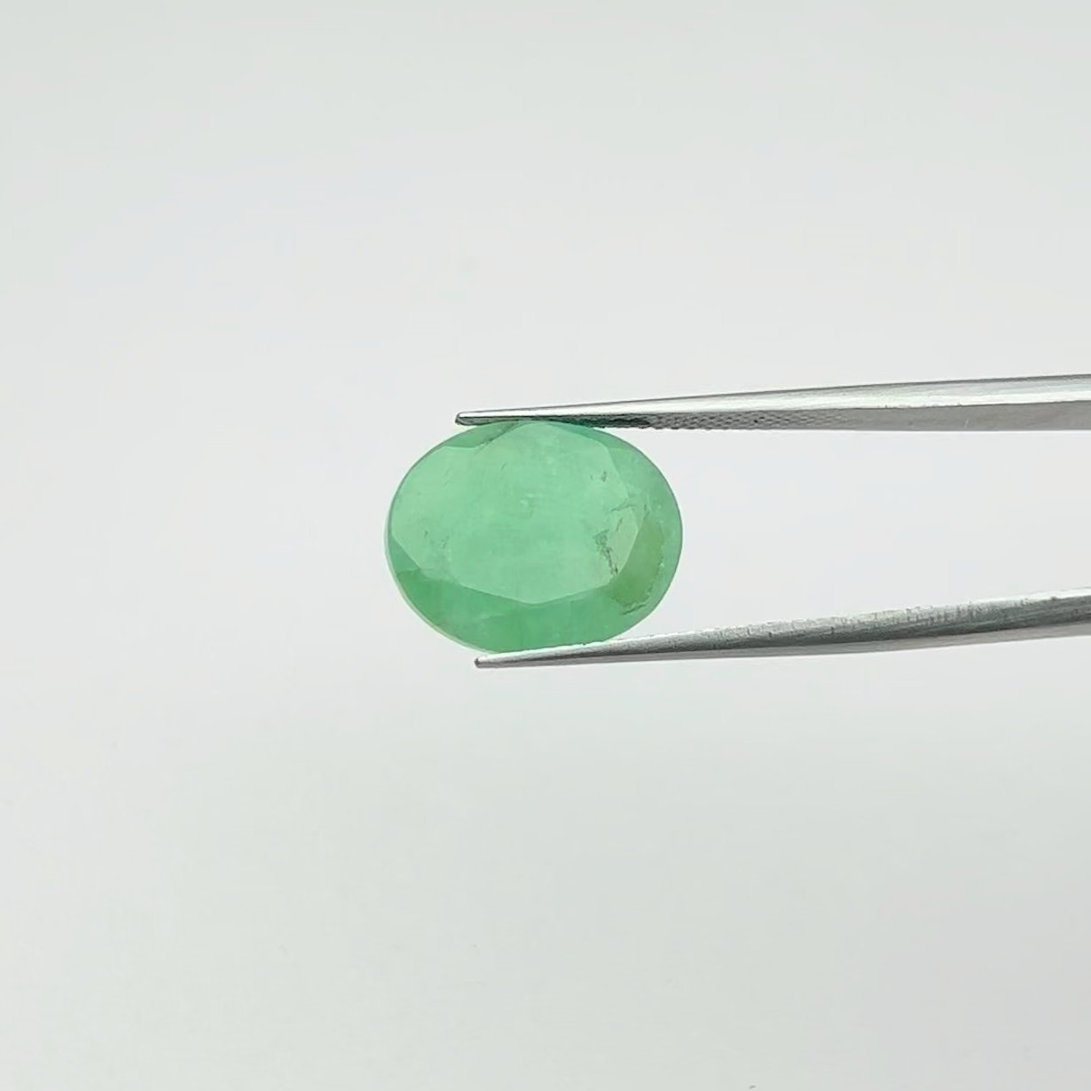 Emerald | 8.25 Ratti