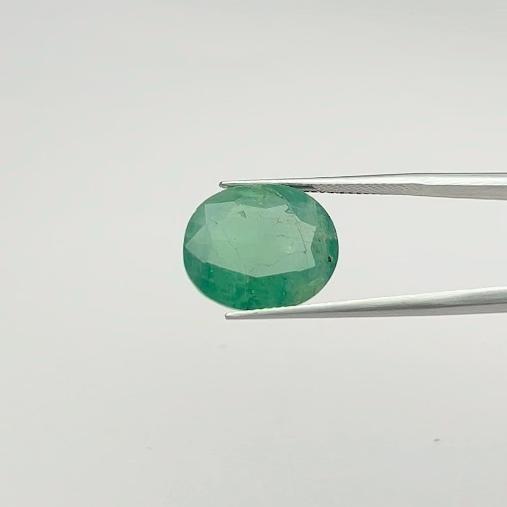 Emerald | 12.25 Ratti
