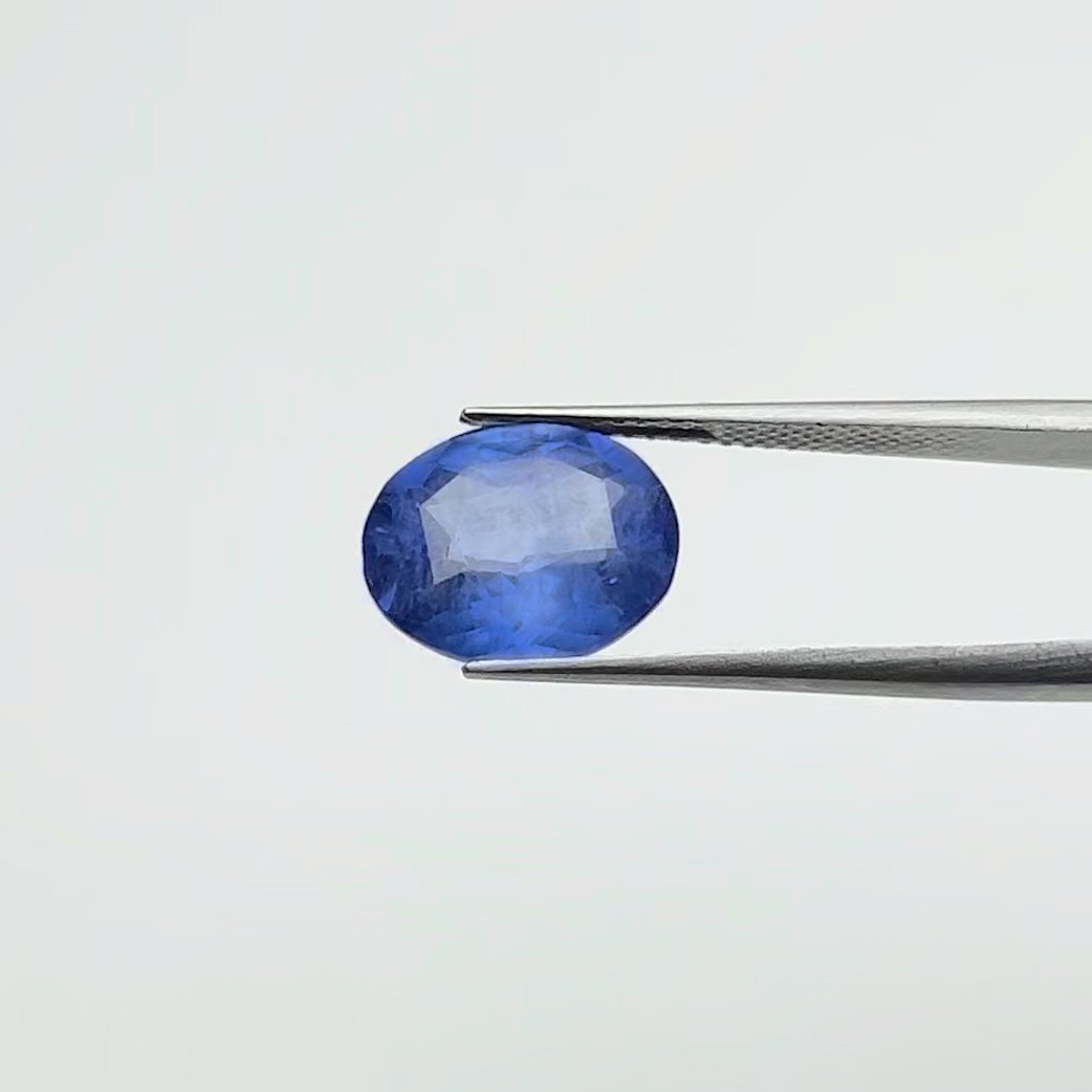 Blue Sapphire | 6.00 Ratti