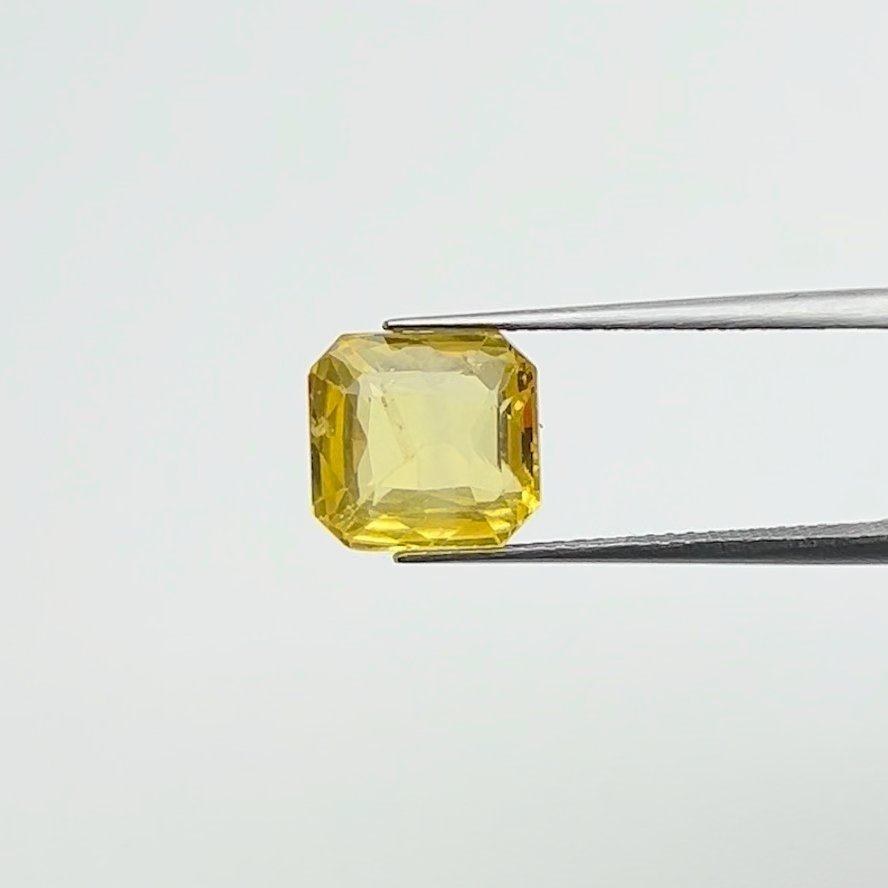 Yellow Sapphire | 6.00 Ratti