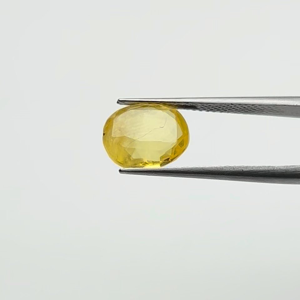Yellow Sapphire | 4.50 Ratti