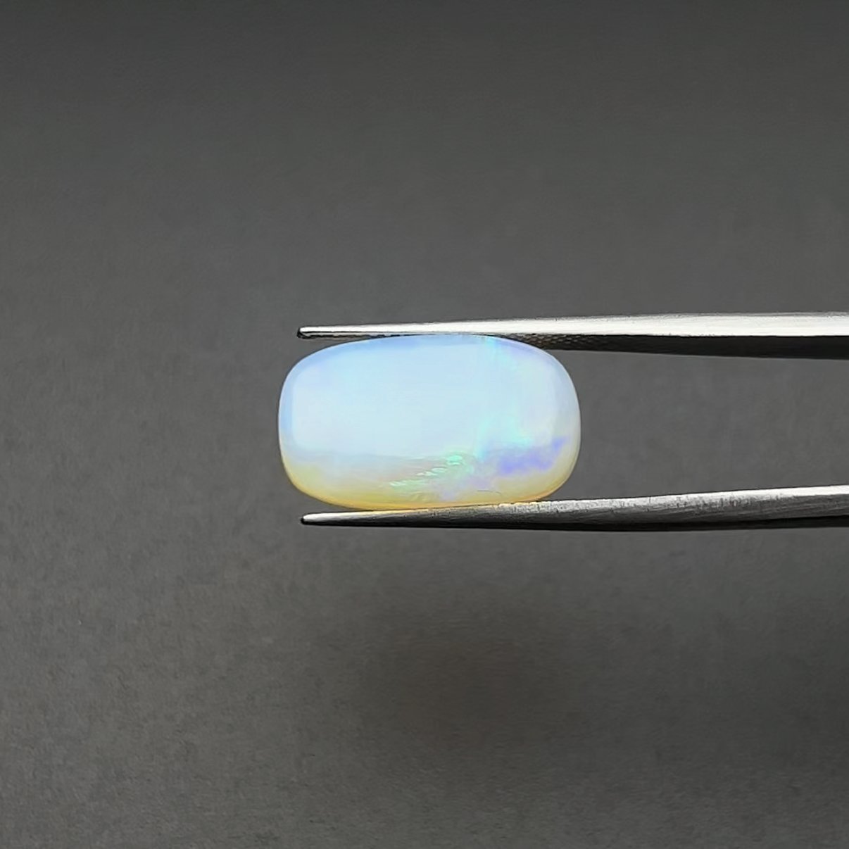 Fire opal I 8.25-Ratti