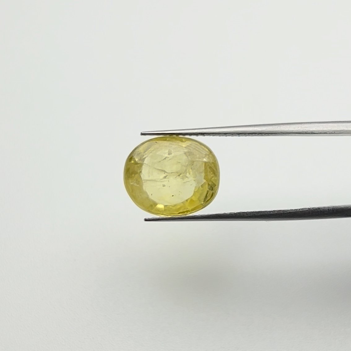 Yellow Sapphire | 9.50 Ratti