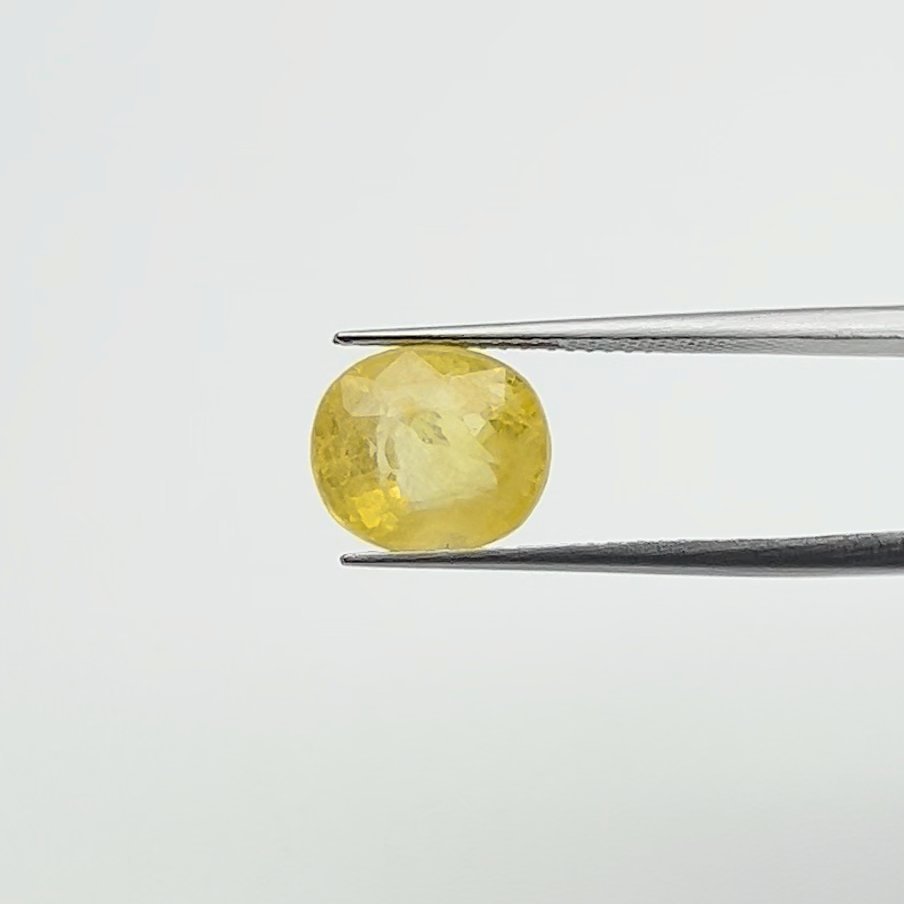 Yellow Sapphire | 5.50 Ratti