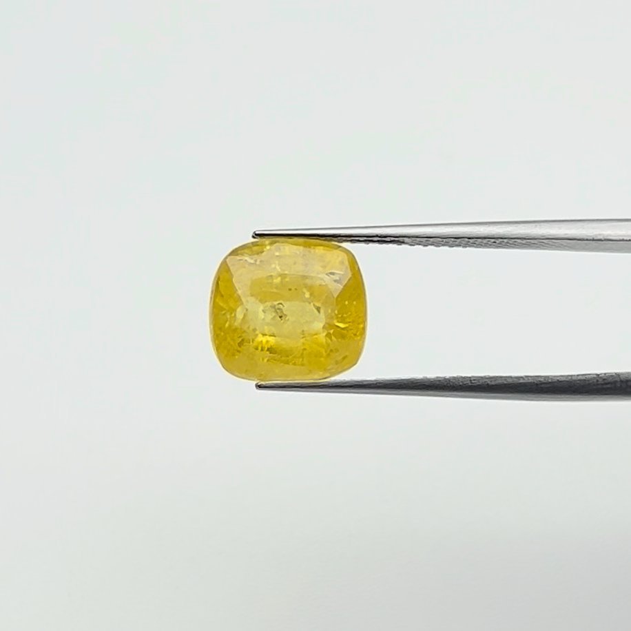 Yellow Sapphire | 6.50 Ratti