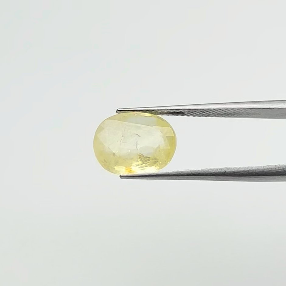 Yellow Sapphire | 6.00 Ratti